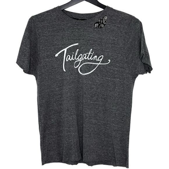 Chillionaire Tops - Chillionaire Women's Large Tailgating Tshirt Heather Gray NWT from Buckle